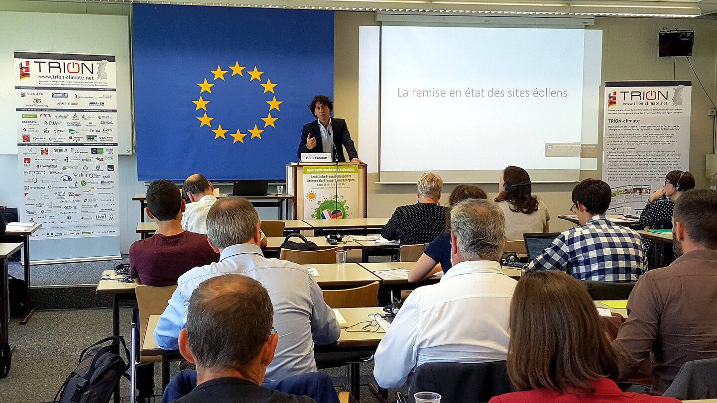 P. Cambot, Professor, Rechtsanwalt