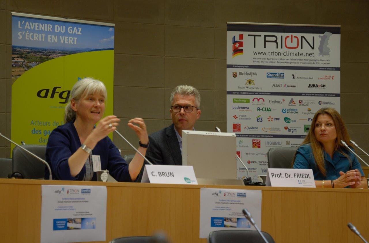 C. Brun, Generalsekretärin, GRTgaz; Prof. Dr. M. Friedl, Leiter IET Institut für Energietechnik, HSR Hochschule für Technik Rapperswil